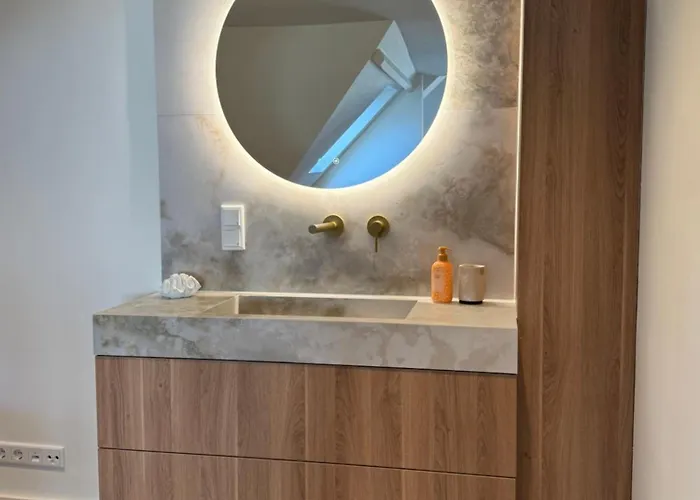 Homes By The C Daire