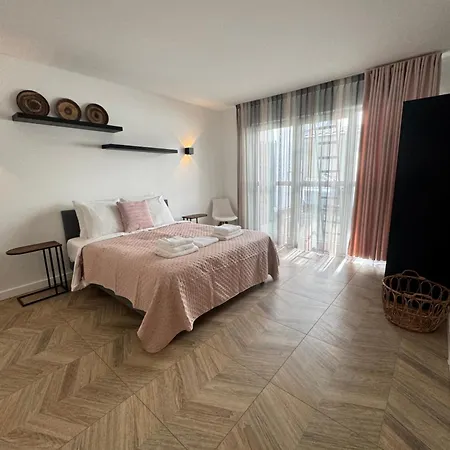 Apartamento Homes By The C *