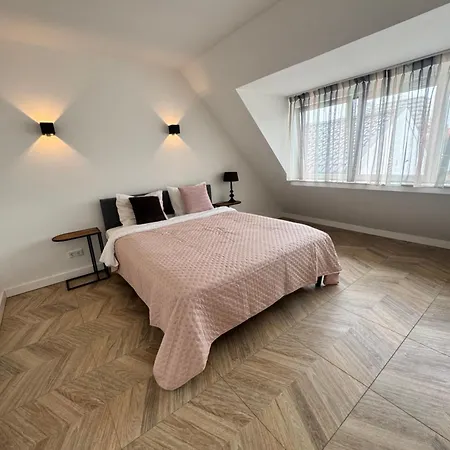 Apartamento Homes By The C *