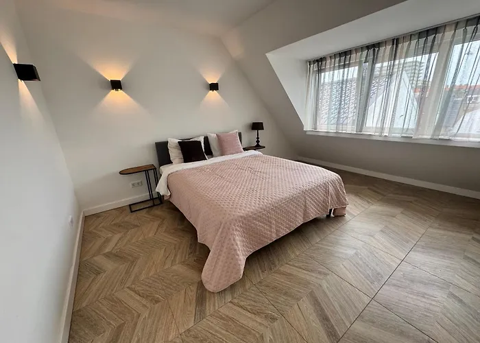 Homes By The C Appartement