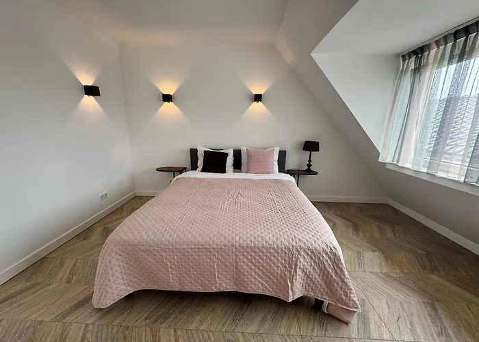 Appartement Homes By The C Zandvoort